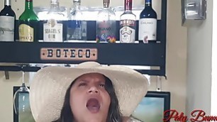 My wife has a serious problem!!! Don&#'t watch this disgusting and dirty video. Paty Butt - Brinquedo Ator - El Toro De Oro