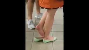 Very Hor Blond Girl Barefoot at Metro