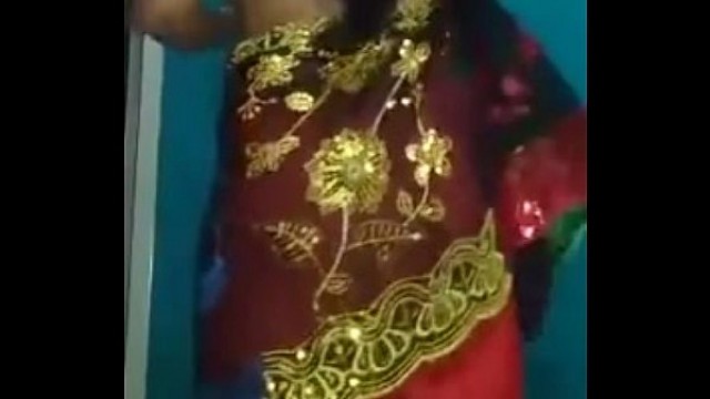 Bangladeshi bangla hot sexy teen girl cam show &comma; boobs show